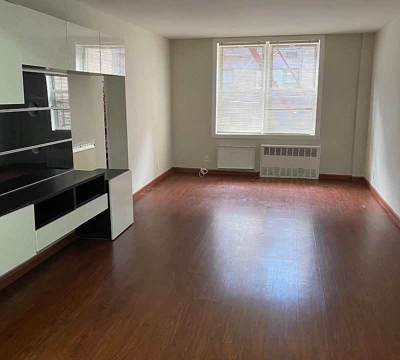 1st image of 1750 E 14th St #2L