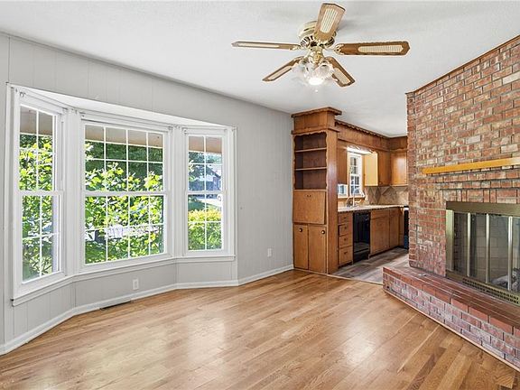 5th image of 6305 Ralston Ave