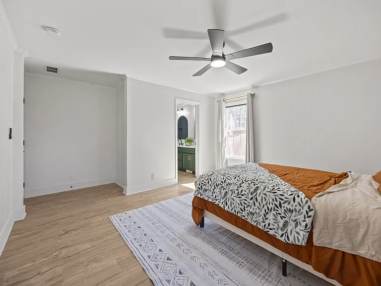 3057 Fountainview Ave — Photo 21