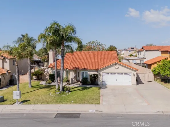 1210 S Vine Ave, Bloomington, CA 92316