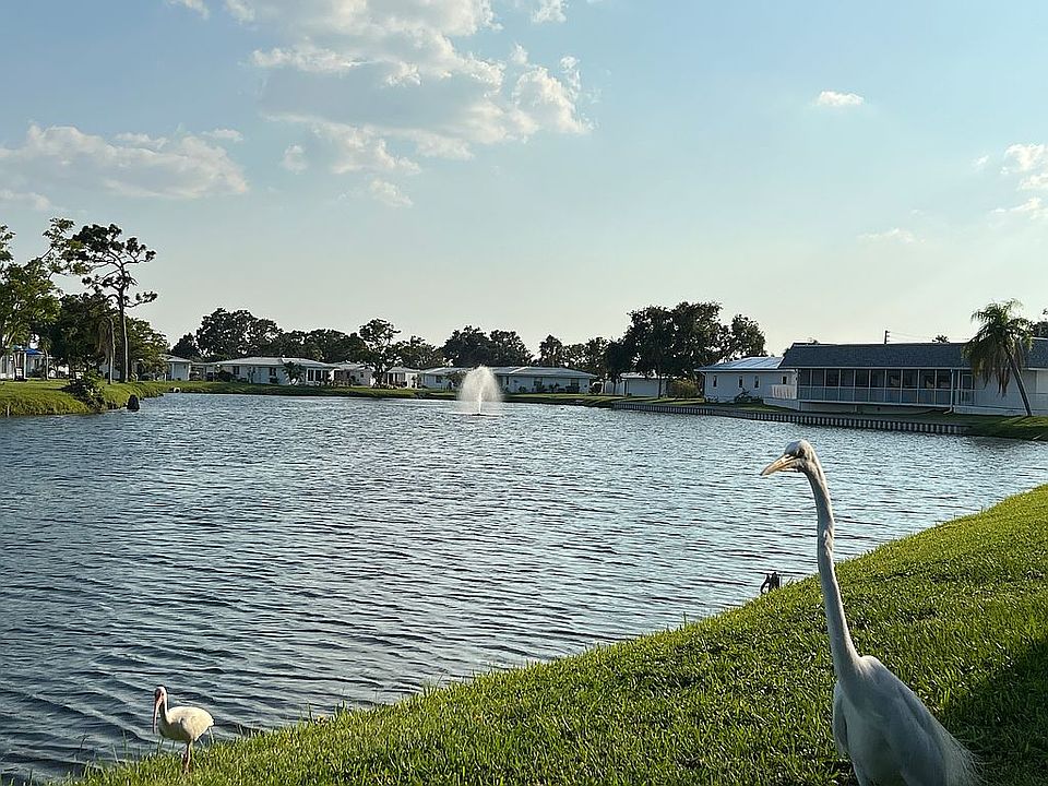 1st image of 565 Circlewood Dr #V-13