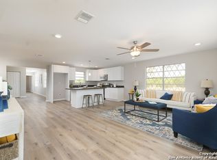 3952 Fest Rd, San Antonio, TX 78264