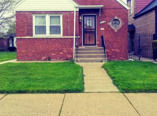 9016 S Jeffery Blvd, Chicago, IL 60617