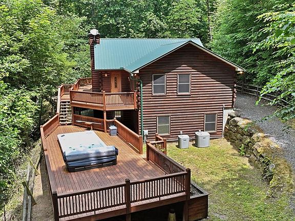 2nd image of 252 Starling Ln