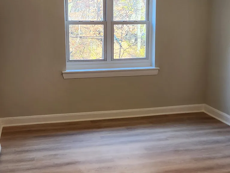 84 Sutherland Rd #6 — Photo 8