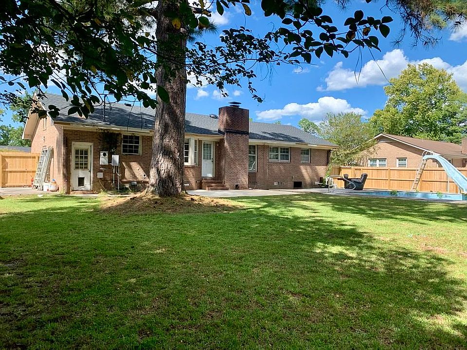 2nd image of 5010 Pine Needle Dr