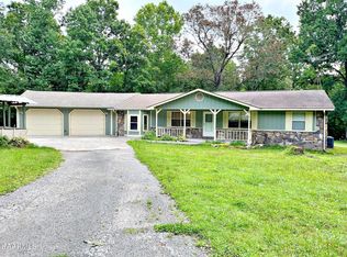 488 W Circle Rd, Ten Mile, TN 37880