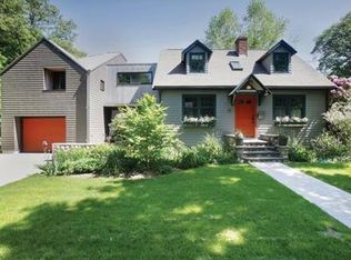 81 Pine Grove Ave, Newton, MA 02462