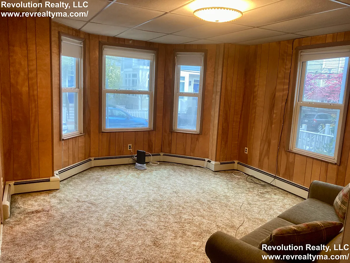 Building Photo - 16-18 Rossmore St #1
