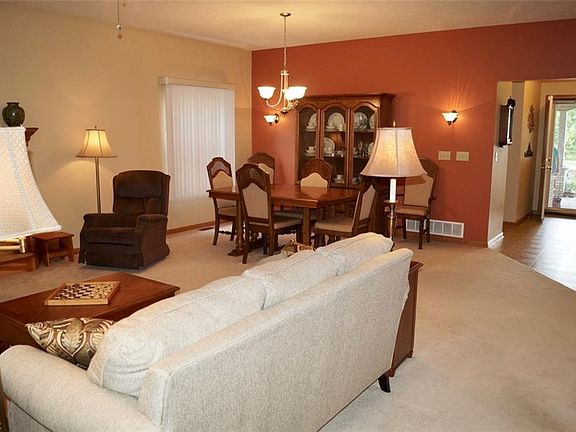 5th image of 18209 Dale Dr