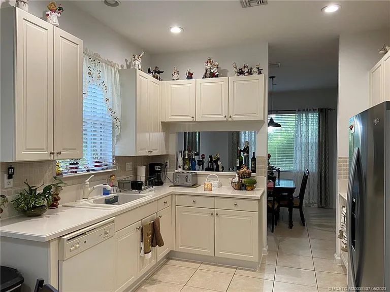 248 SW Otter Run Pl — Photo 7