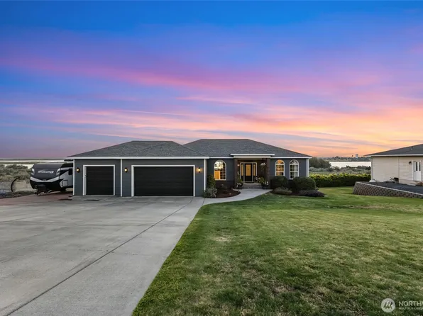 446 SE Viewmont Drive, Moses Lake, WA 98837