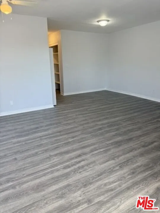 2 bed, 2.0 bath, 950 sqft, $2,300 — Photo 2
