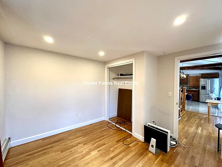 56 Crescent Ave #2F — Photo 31
