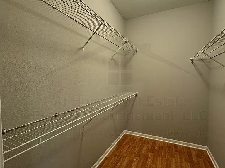 211 N Main St #A — Photo 11