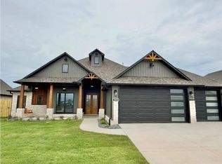 1710 Higgins St, Pea Ridge, AR 72751