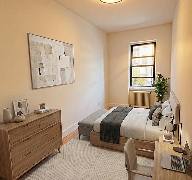 1st image of 206 W 21st St #Cc2