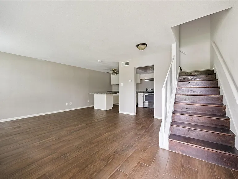 768 Memorial Mews St #1 — Photo 2