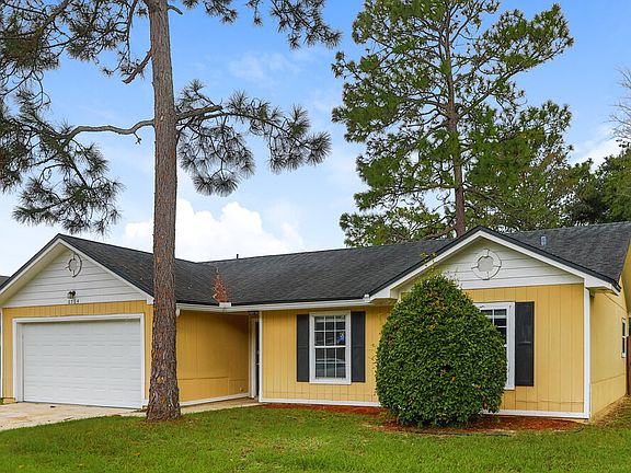 3rd image of 6564 Lacey Ct