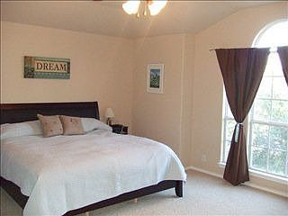 5th image of 2409 Fullerton Ave #120