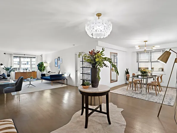 400 East 54th Street image 10 of 24