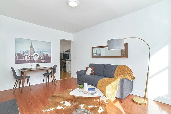 Rented by Home by Choice LLC | media 9