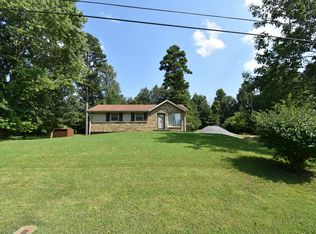 1322 Shady Lawn Dr, Clarksville, TN 37043