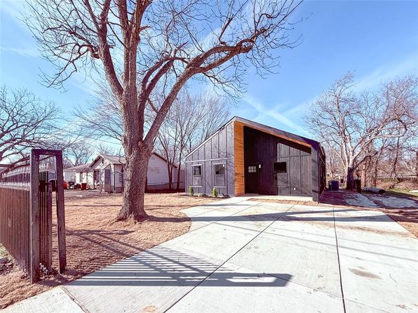 1900 Rosemary St