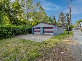612 25th St, Beaver Falls, PA