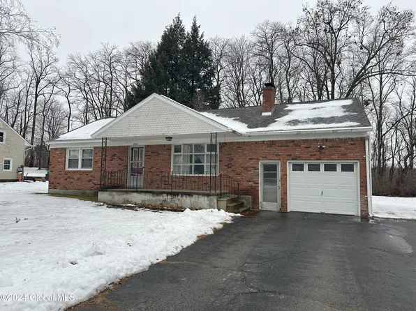 2761 Maida Lane, Schenectady, NY 12306