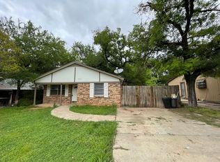 7408 Foster Dr, Lake Worth, TX 76135