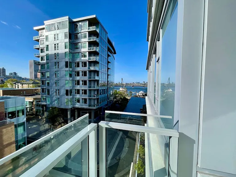 S River Dr — Photo 8