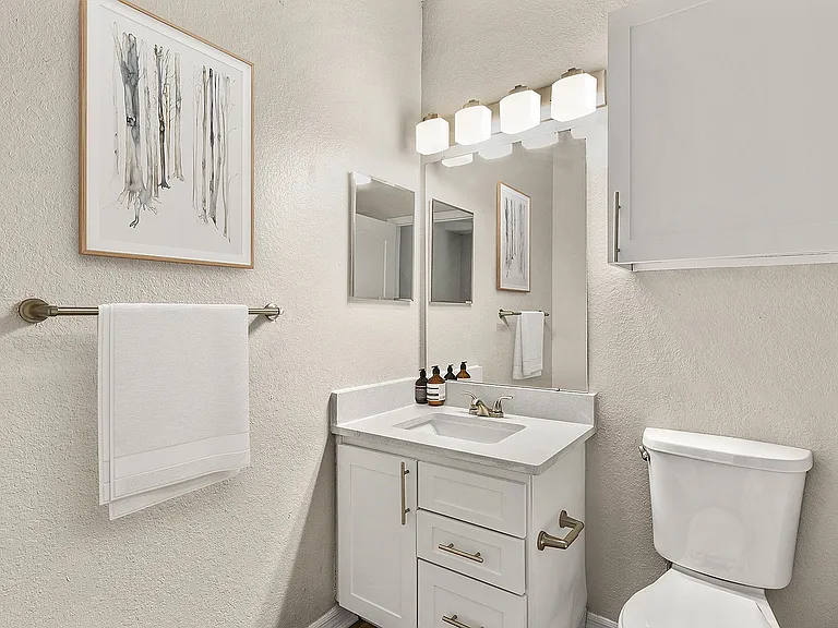 C154030 Amara Metrowest_VS Still_3bed_Bathroom