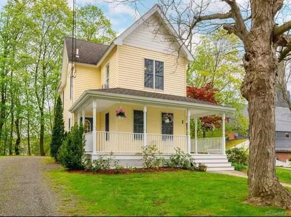 1 Farnam Hl #2, Bethel, CT 06801