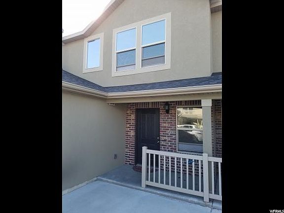 2nd image of 2417 N Wellington Dr