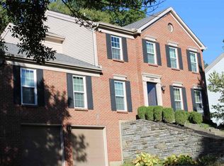 2000 Crescent Ter, Crescent Springs, KY 41017