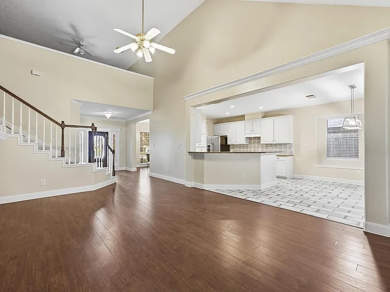 19307 Pinewood Bluff Ln — Photo 7