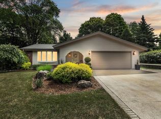 1434 Maple Dr, Hubertus, WI 53033