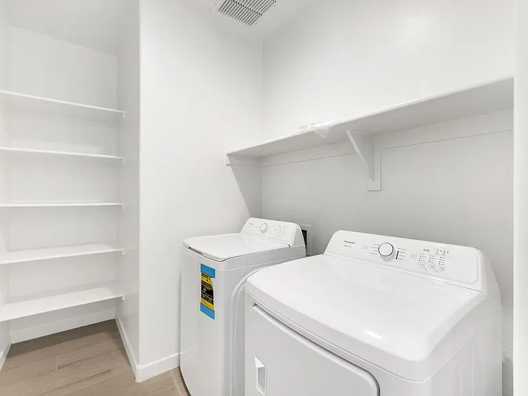 24623 N 164th Dr — Photo 18