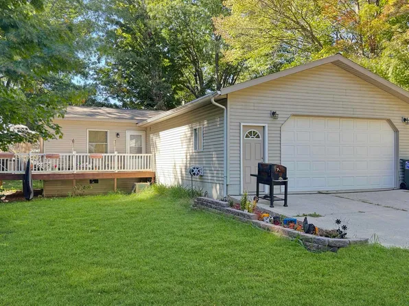 8281 W Cutcheon Rd, Manton, MI 49663