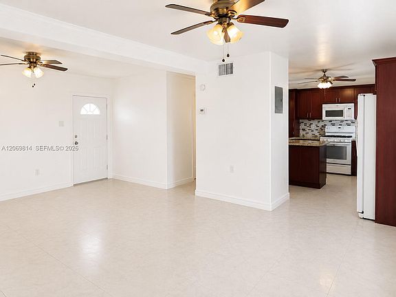 3rd image of 325 NE 108th St