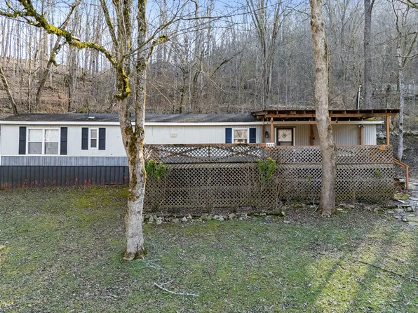 3563 Holmes Creek Rd, Smithville, TN 37166