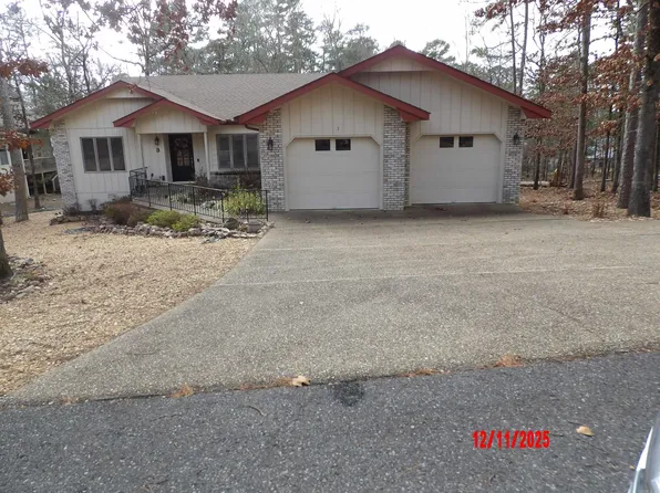 3 Resplandor Ct, Hot Springs Village, AR 71909