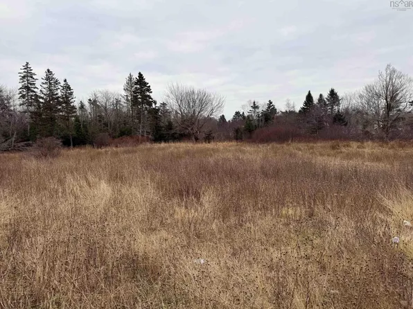 112 New Zealand Rd, Lunenburg, NS B0J 2H0