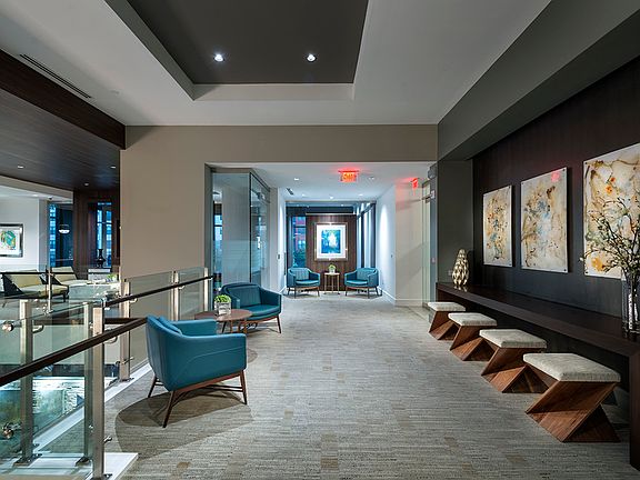E-Lounge