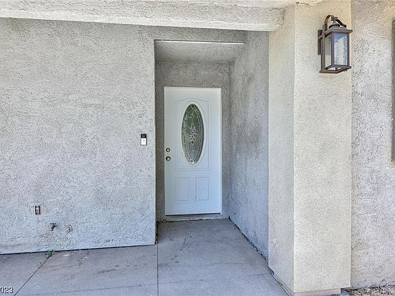 5th image of 3069 Ramrod St