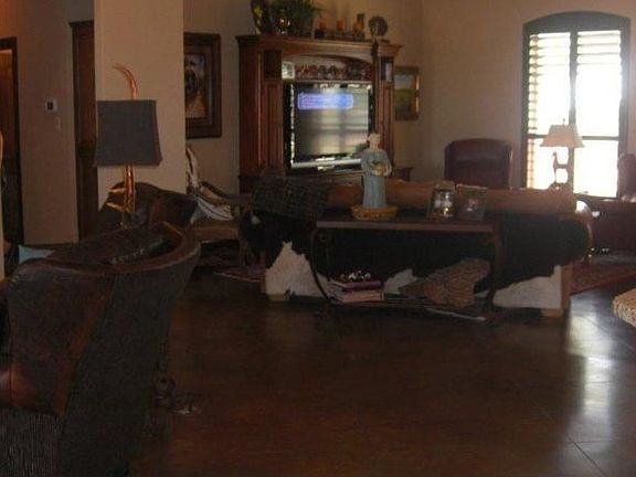 2nd image of 449 Riverwood Dr
