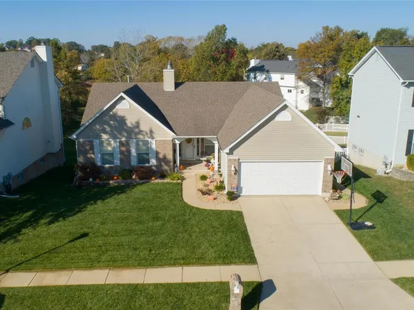 6043 Cardinal Crk, Saint Louis, MO 63129