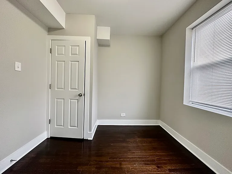 2130 N Sawyer Ave #2E — Photo 13