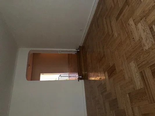 Rented by Mark Greenberg Real Estate | media 9